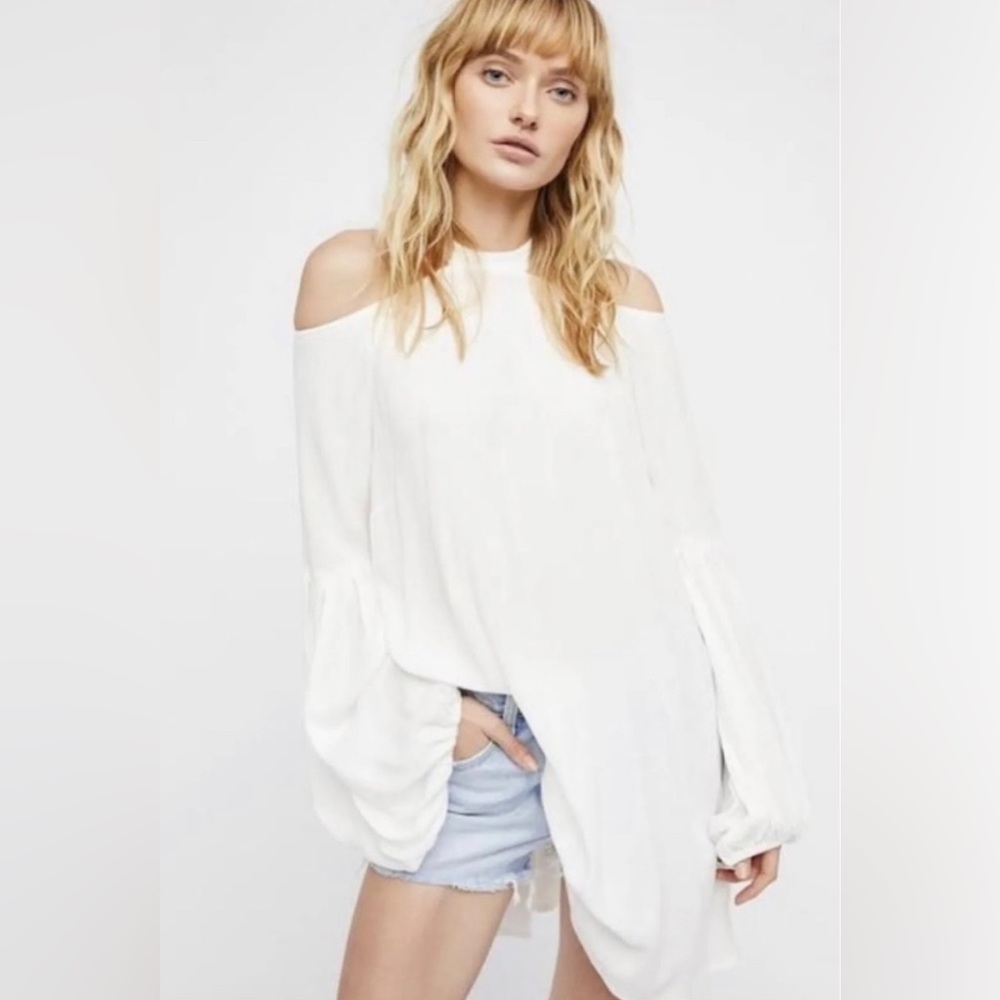 Brand new with tags Free People open shoulder cream top